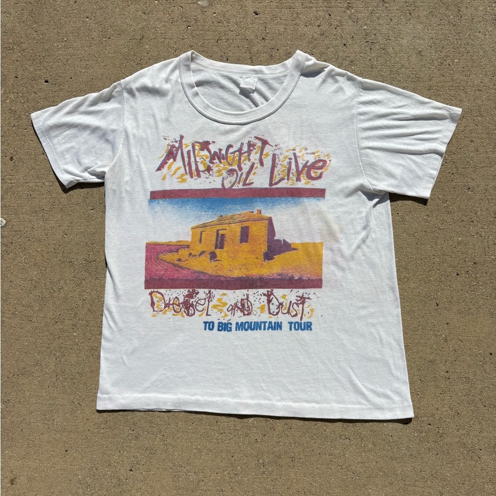 Midnight Oil Diesel and dust To big mountain tour 80’s Graphic Tee shirt